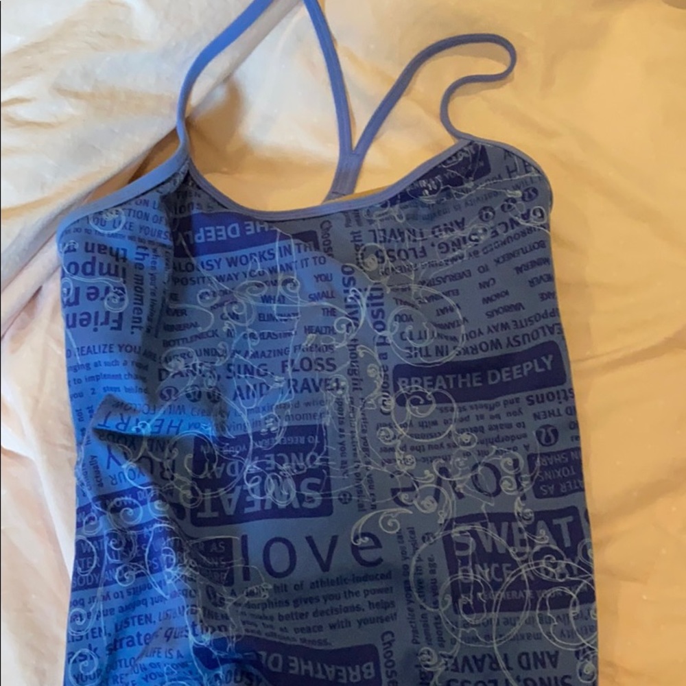 Women’s blue Lululemon workout top w/ built in bra